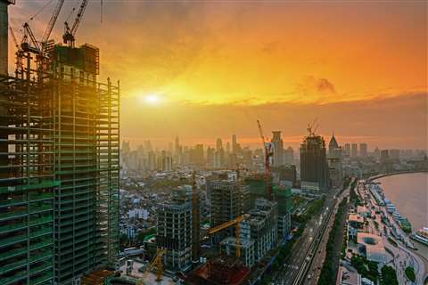 建设工作在上海,中国